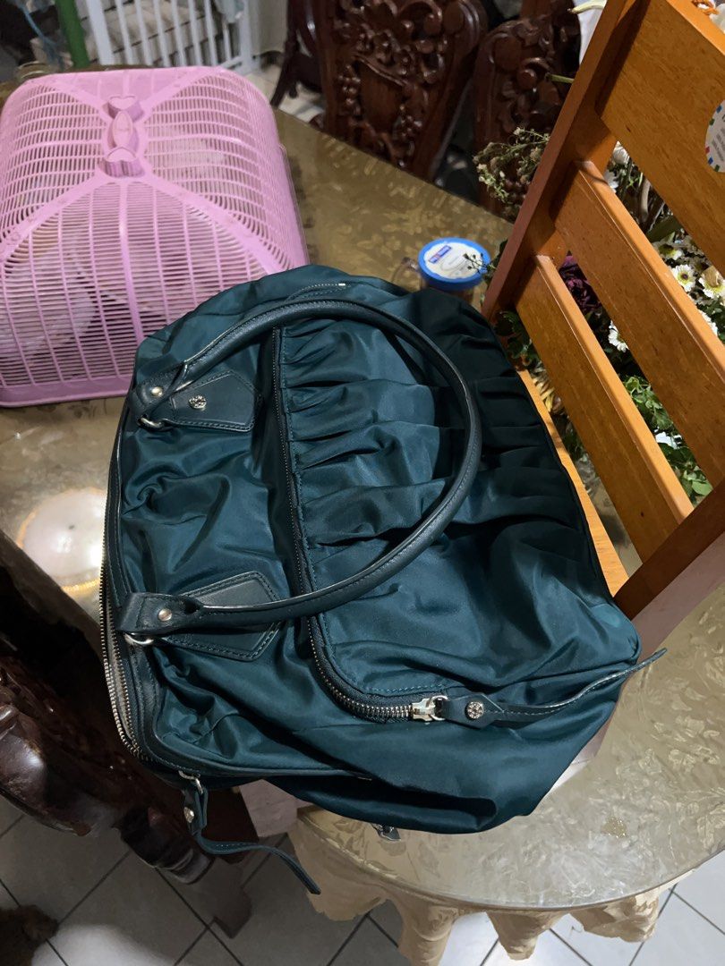 MZ WALLACE JANE SHOULDER BAG (Category: Shoulder Bags) located in Taguig. Submitted by patrickbas46594 (Listing ID 1465457096, Image 2). Description: Used twice only ✨ DM ME FOR MORE DETAILS 📩.