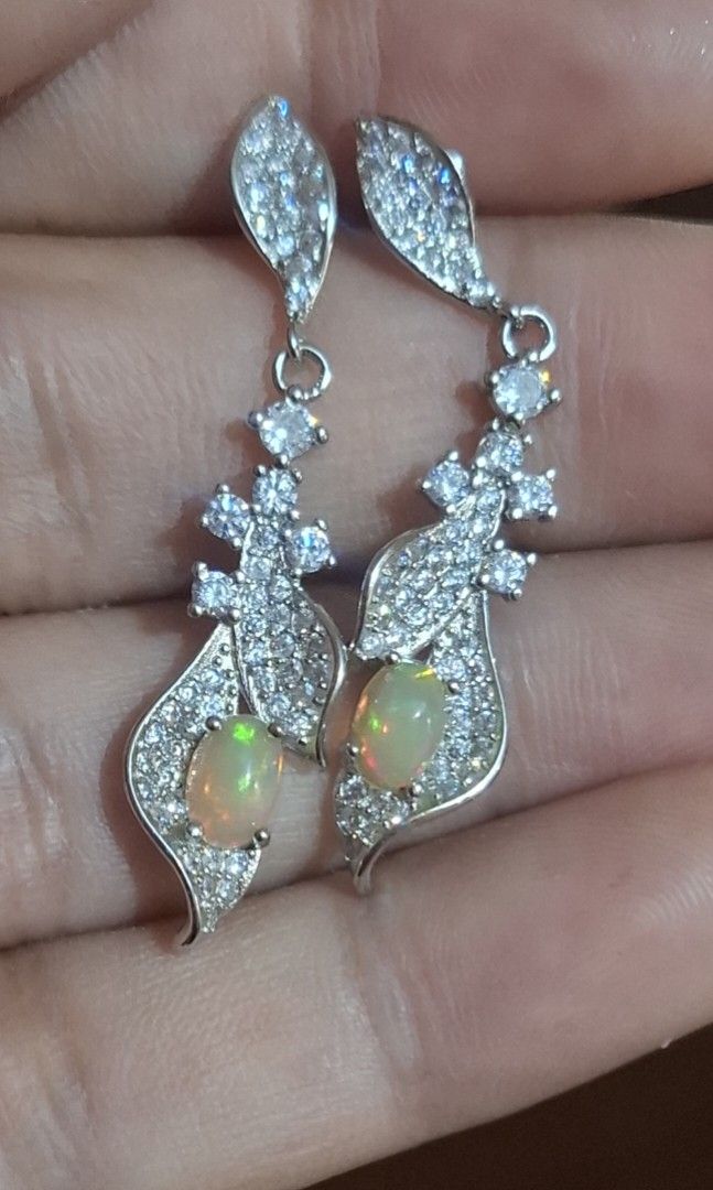 Natural HQ Opal Earrings (Category: Earrings) located in Baguio. Submitted by marinel.caranto (Listing ID 1465436507, Image 3). Description: natural high quality opal with beautiful play of color strong flash 3000.00 s925 rhodium plated silver payment thru gcash ship thru j&t express.