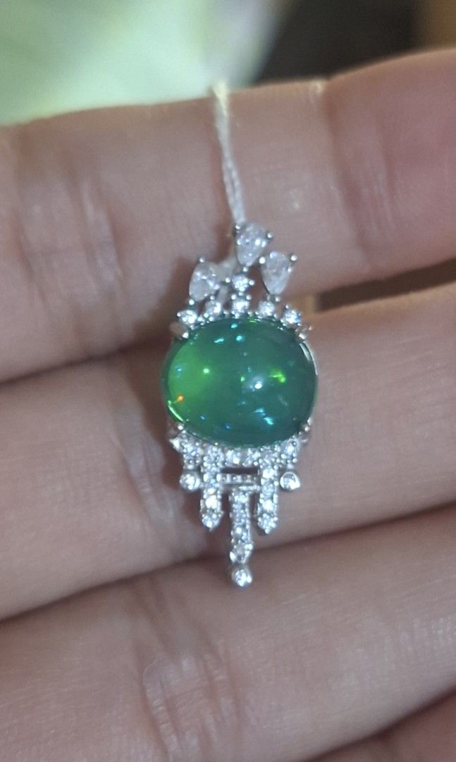 Natural Opal Pendant (Category: Necklaces) located in Baguio. Submitted by marinel.caranto (Listing ID 1465444998, Image 2). Description: natural opal strong flash with simulated diamonds s925 with cert 3200.00 gcash payment ship thru j&t express.