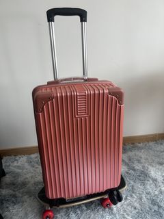 （分類：）位於 。 由 fashiontrade_luggage_company 提交（商品編號 1465401605，圖片 1）。簡介： 。
