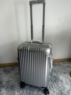（分類：）位於 。 由 fashiontrade_luggage_company 提交（商品編號 1465396598，圖片 1）。簡介： 。
