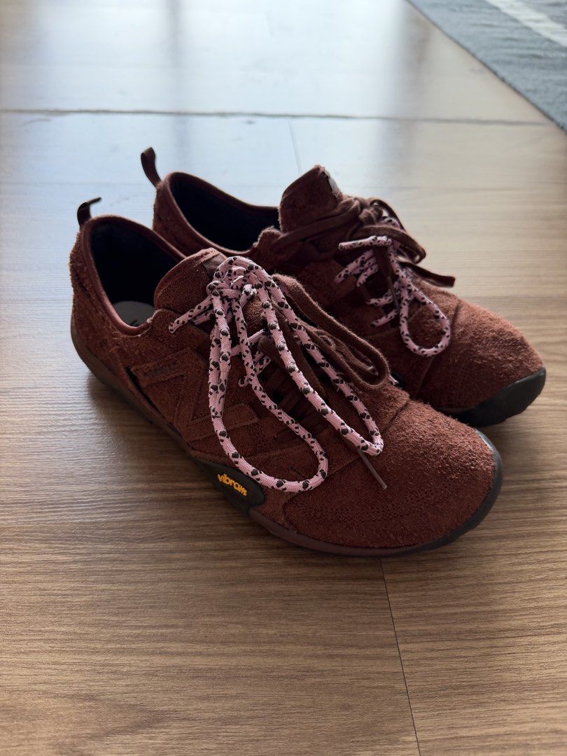 new balance mt10 (Category: Casual Shoes) located in Makati City. Submitted by open_____closet (Listing ID 1465386205, Image 2). Description: new balance mt10 in brown suede size 9.5 9.5/10 condition -- barely used complete with box and inserts 8000.