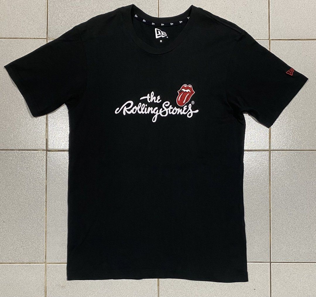 New Era Tshirt (Category: Tshirts & Polo Shirts ) located in Mandaue City. Submitted by MJ_80 (Listing ID 1465480392, Image 1). Description: Mens New Era Tshirt Medium Dimes: 19 X 28.5 See photos for measurements Color rate & Condition: 9.9/10 Price : 1,450.