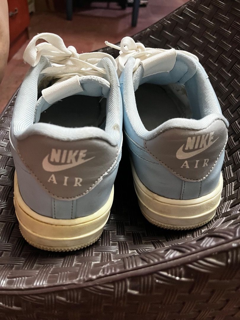 Nike Air Force 1 Low Light Blue White (Category: Sneakers) located in Binan City. Submitted by med.ph7 (Listing ID 1465510737, Image 3). Description: - 🤎 **FOR SALE: NIKE AIR FORCE 1 SIZE 8 MENS SHOES** • Perfect for **everyday wear, casual, events, work, travel & formal occasions** •Issues : check the actual photos 💰 **Price: ₱150** PM me for details! 😊 Please lower your expectations as this is a **preloved item**. 😊 Kindly check all the pho