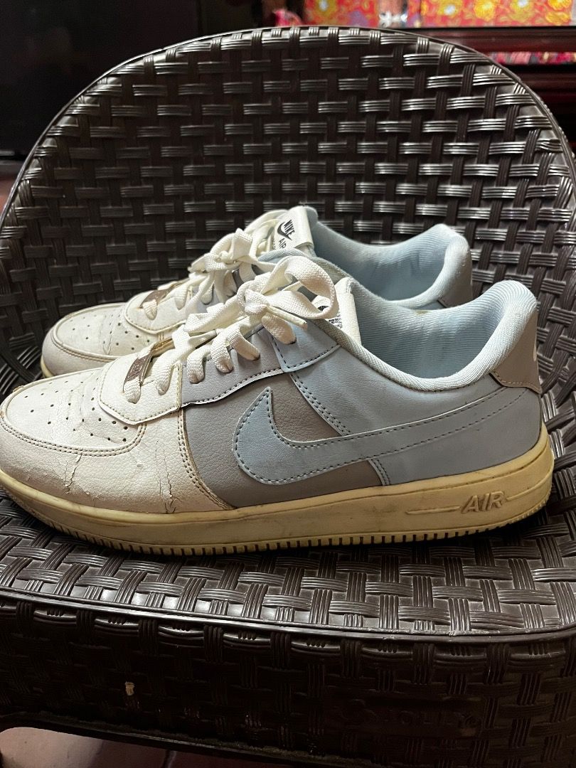Nike Air Force 1 Low Light Blue White (Category: Sneakers) located in Binan City. Submitted by med.ph7 (Listing ID 1465510737, Image 1). Description: - 🤎 **FOR SALE: NIKE AIR FORCE 1 SIZE 8 MENS SHOES** • Perfect for **everyday wear, casual, events, work, travel & formal occasions** •Issues : check the actual photos 💰 **Price: ₱150** PM me for details! 😊 Please lower your expectations as this is a **preloved item**. 😊 Kindly check all the pho