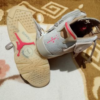 (Category: ) located in . Submitted by outdatedfinds (Listing ID 1465497555, Image 1). Description: .
