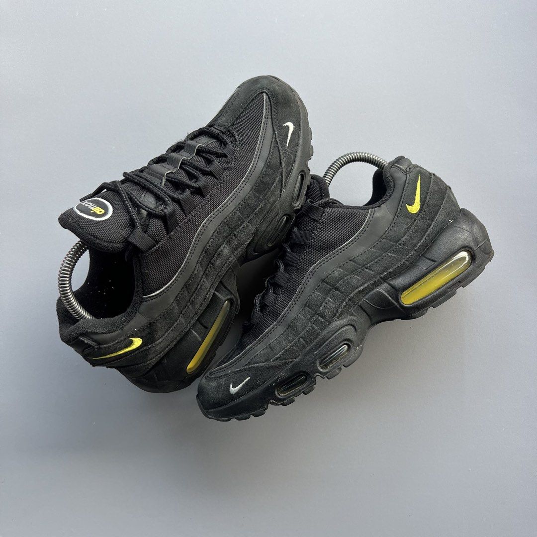 Nike Air max 95 (Category: Sneakers) located in Davao. Submitted by lootsngoods.1058 (Listing ID 1465454724, Image 1). Description: AM95 EUR 40.5/US 7.5/cm 25.5 Very good condition mine 2300.