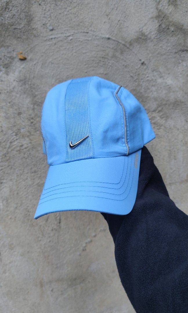NIKE CAP (Category: Caps & Hats) located in Ilog. Submitted by ea__thrift (Listing ID 1465485886, Image 1). Description: .