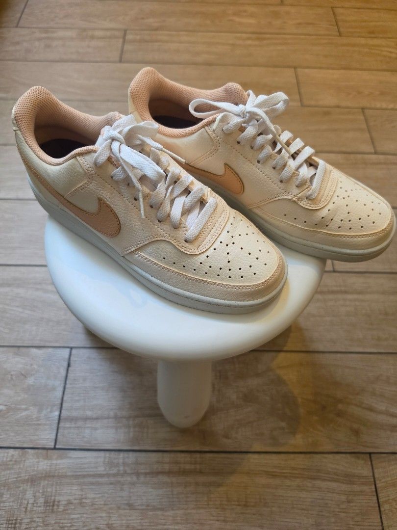 Nike Court Vision (Category: Casual Shoes) located in Quezon City. Submitted by eftopez07 (Listing ID 1465416203, Image 3). Description: .