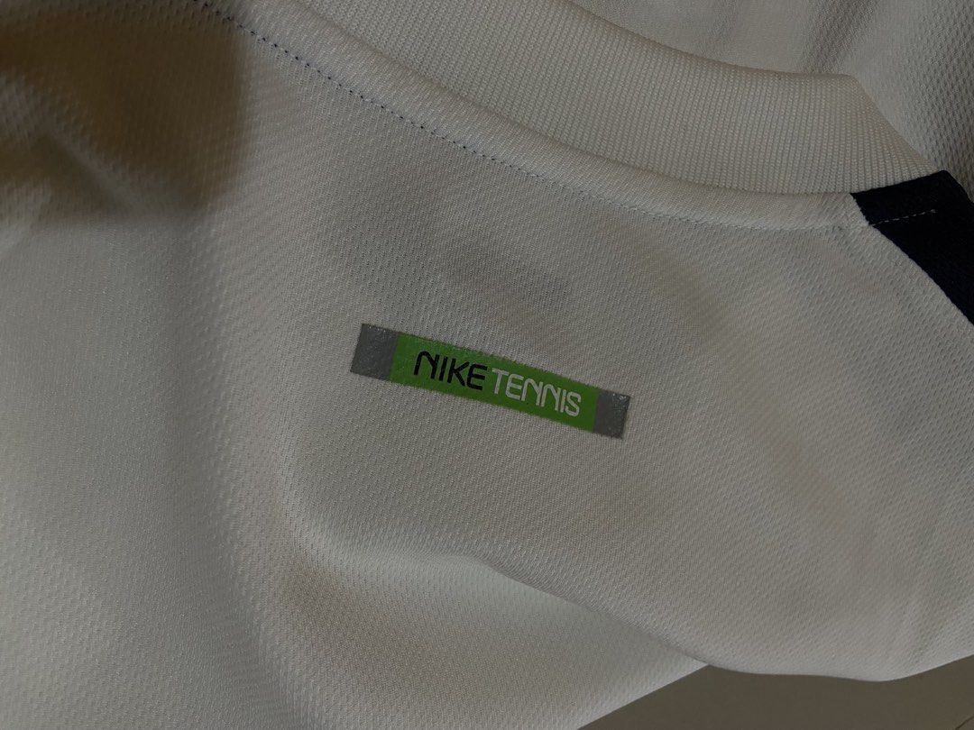 NIKE DRI- FIT (Category: Tshirts & Polo Shirts ) located in San Pablo. Submitted by tripnthrift15 (Listing ID 1465395733, Image 3). Description: NIKE DRIFIT CREWNECK TENNIS SIZE LARGE ON TAG COMPLETE TAGS GOOD CONDITION DIMES 22*28.