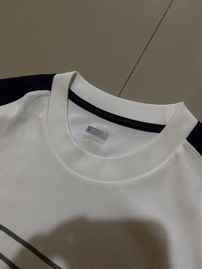NIKE DRI- FIT (Category: Tshirts & Polo Shirts ) located in San Pablo. Submitted by tripnthrift15 (Listing ID 1465395733, Image 2). Description: NIKE DRIFIT CREWNECK TENNIS SIZE LARGE ON TAG COMPLETE TAGS GOOD CONDITION DIMES 22*28.