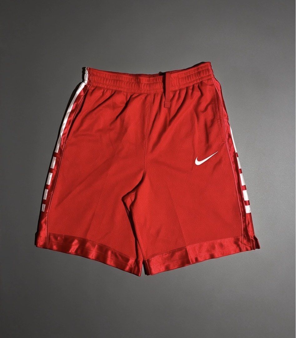 Nike elite (Category: Shorts) located in Manila. Submitted by lardo.599 (Listing ID 1465408425, Image 2). Description: Size XL No issue.
