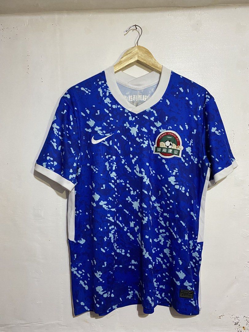 NIKE JERSEY (Category: Tshirts & Polo Shirts ) located in Cebu City. Submitted by arsenyong (Listing ID 1465510140, Image 1). Description: 22 by 27 Excellent No issue Need wash only .