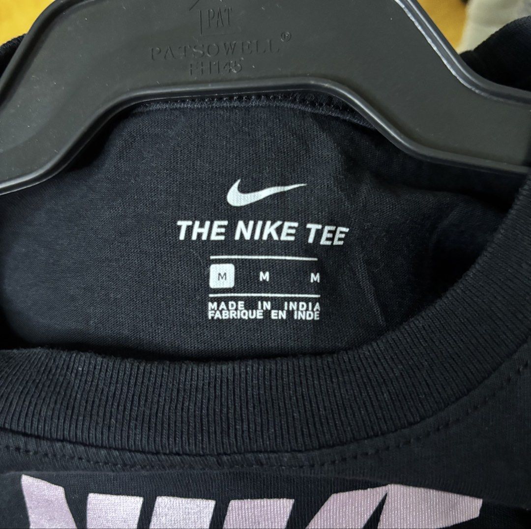 Nike kids t-shirt (Category: Babies & Kids Fashion) located in Valenzuela. Submitted by thriftynanay88 (Listing ID 1465452469, Image 2). Description: Size 10-12Y on tag.