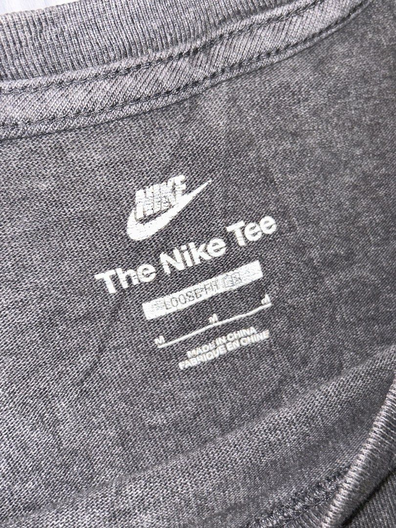 NIKE MID EMBROID LOGO (Category: Tshirts & Polo Shirts ) located in Manila. Submitted by copothrift (Listing ID 1465473701, Image 3). Description: Dimes: 23.5x27 FREESHIPPING! No issue, authentic!! .