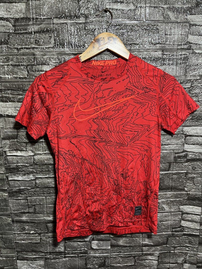 Nike Pro Dri Fit Shirt (Category: Activewear) located in Manila. Submitted by flex_curation (Listing ID 1465409431, Image 1). Description: 16x21.5 IN VERY GOOD CONDITION BACOOR CAVITE LOC.
