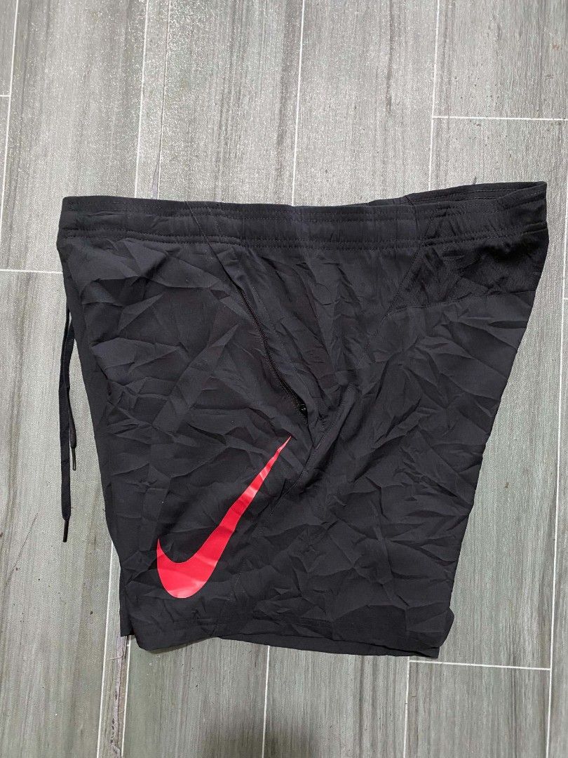 NIKE SHORT (Category: Shorts) located in Cabuyao City. Submitted by jp-collection (Listing ID 1465457064, Image 1). Description: .