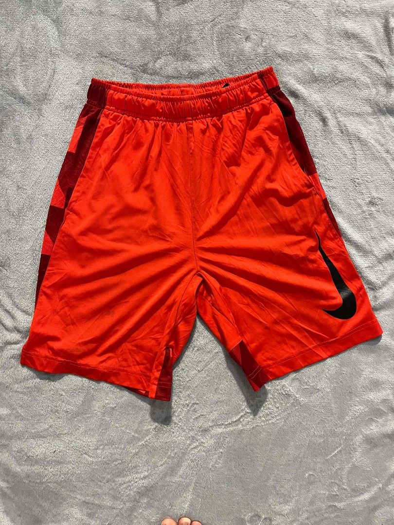 Nike Small Swoosh short (Category: Shorts) located in Manila. Submitted by zenwind_3cdc42 (Listing ID 1465423972, Image 1). Description: Nike Small Swoosh Dri-Fit Authentic " For Sale " • Complete Care tags Inside • ₱399 php only • Ship via J&T // Flash // door to door • Measurements // DM • Payment Thru Gcash //.