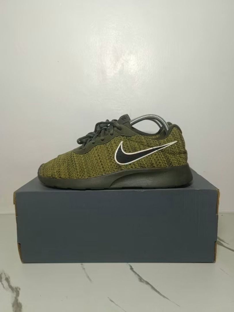 Nike Tanjun Premium Cargo Khaki (Category: Sneakers) located in Pasig City. Submitted by firstpick_thrift (Listing ID 1465407484, Image 1). Description: Nike Tanjun Premium Cargo Khaki Pre Owned Pair - Size 7 3,595 SRP❌ 800 Only✅ - Features: Lightweight sole, ultra-comfortable design for everyday use - Excellent Condition - Mode of Payment: GCash or BPI Loc. Pasig City .