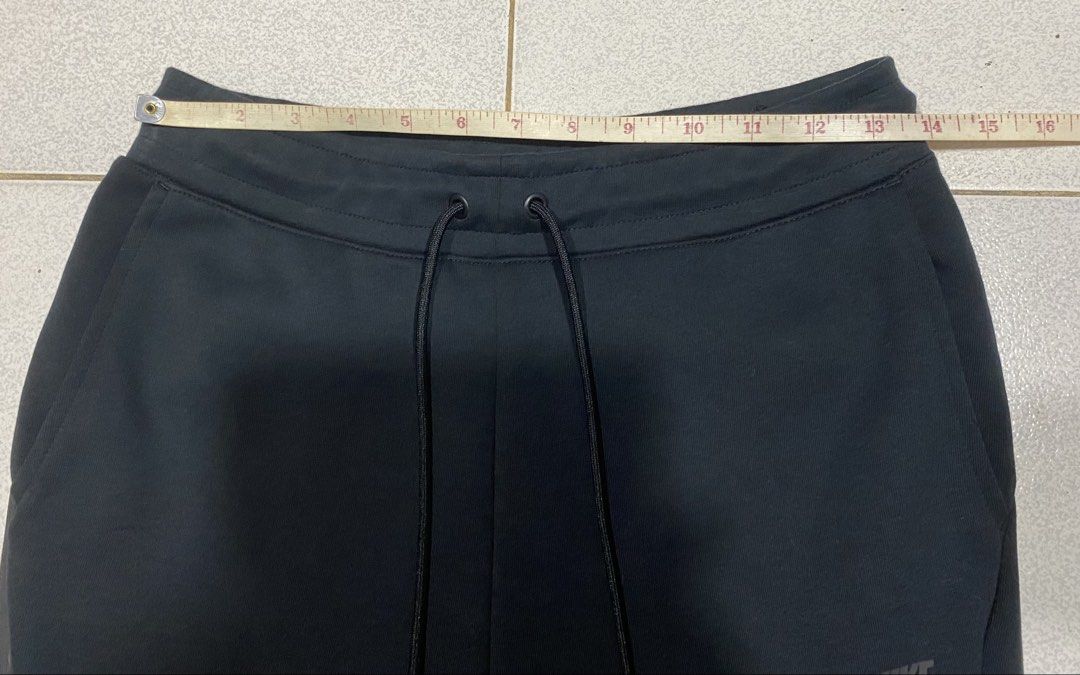 Nike Techfleece Jogger Pants (Category: Joggers) located in Mandaue City. Submitted by MJ_80 (Listing ID 1465473202, Image 3). Description: Mens Nike Black Techfleece Jogger Pants Small on tag Fits 28-30 Waist See photos for measurements Color rate & Condition: 9.9/10 Price: 1,500.