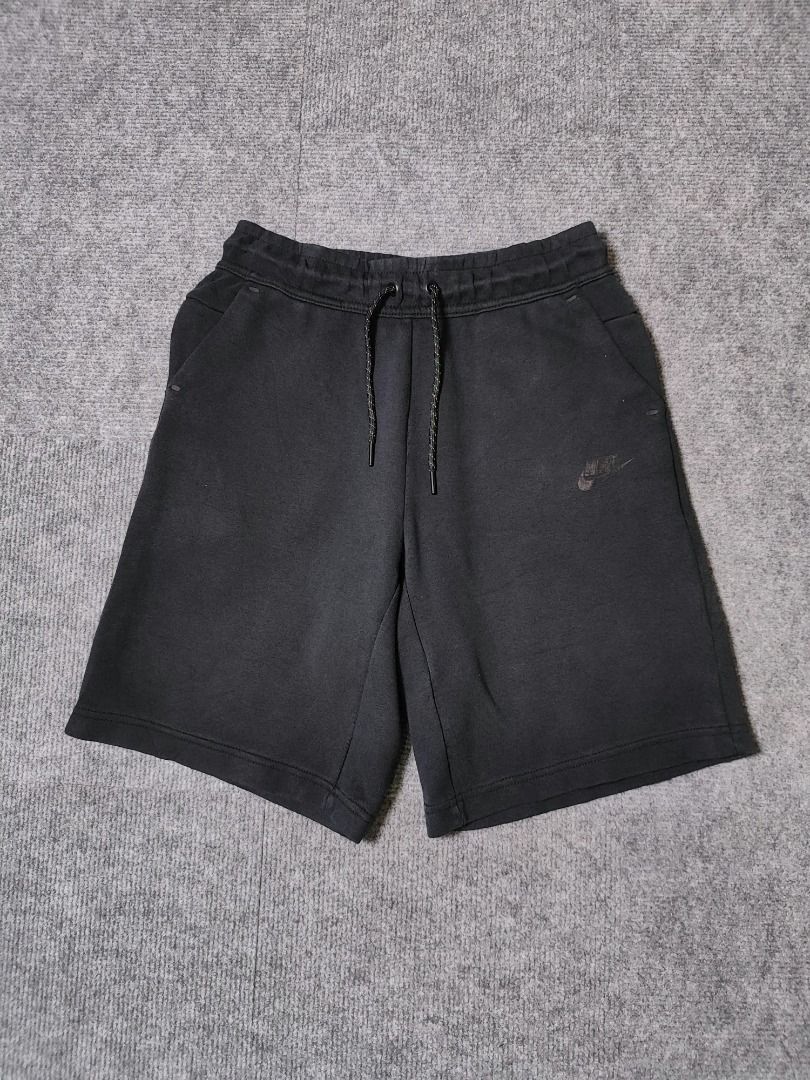 Nike Techfleece Sweatshorts (Category: Shorts) located in Gapan. Submitted by asupzkie (Listing ID 1465383497, Image 1). Description: #PTPADMINTHANKS FOR SALE Nike Techfleece Sweatshorts Dimes: 28-30x18 Color Rate 9.9/10 Excellent Like New Condition Pm For More Details and Picture Unlimited Vouch and Video Call Location: Nueva Ecija Pass Cop/Cod Courier: J&T.