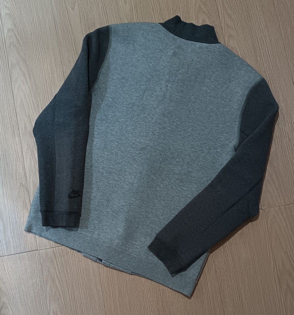 NIKE TECHFLEECE VARSITY JACKET (Category: Coats, Jackets and Outerwear) located in Cavite. Submitted by marcuz.lifestyle (Listing ID 1465416858, Image 2). Description: WIDTH:20.5 LENGTH:26 VERRYGOOD CONDITION COLOR RATE:9.5/10 MOP:GCASH DELIVERY COURIER:JNT LOCATION:IMUS CAVITE.