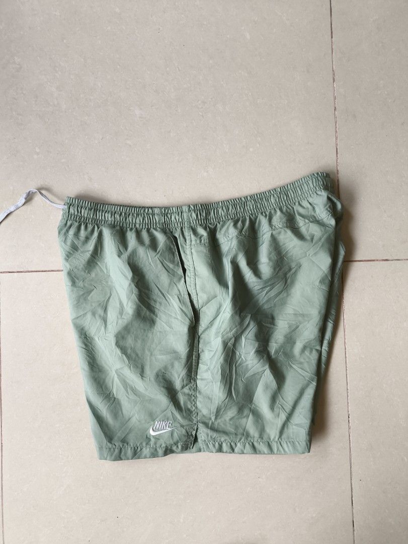 NIKE WOVEN SHORT FOR MEN (Category: Shorts) located in Lupon. Submitted by thriftnikent (Listing ID 1465442108, Image 3). Description: size xxl waist:36-40 length: 17.