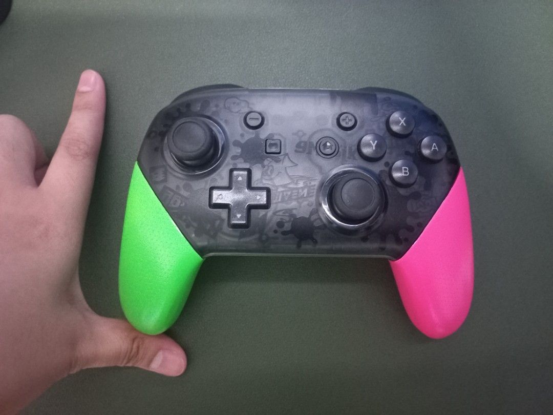 nintendo switch pro controller splatoon 2 (Category: Controllers) located in Quezon City. Submitted by lecheflan735676 (Listing ID 1465415333, Image 1). Description: description: 200 pesos only LR buttons are broken, bluetooth and battery not working as is, no box or cable (works with type-c cables) FIXED PRICE. Shipping fee paid by buyer Strictly pay as you order, item will only be reserved once its paid. I will be sending pics of the item as pr