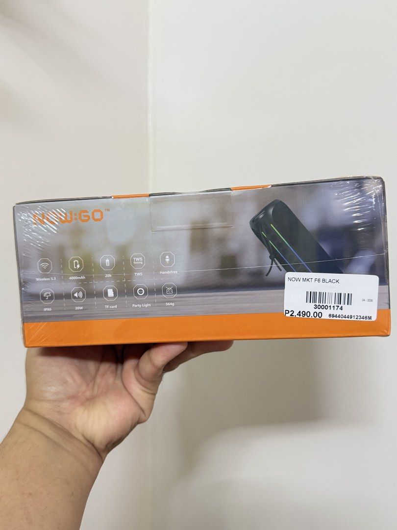 NowGo F6 Waterproof Bluetooth Speaker Black (Category: Soundbars, Speakers & Amplifiers) located in Pasig City. Submitted by ruffajai24 (Listing ID 1465405923, Image 2). Description: - Brand new & sealed in original plastic wrap - Color: Sleek Black selling for only 1999 plus sf.