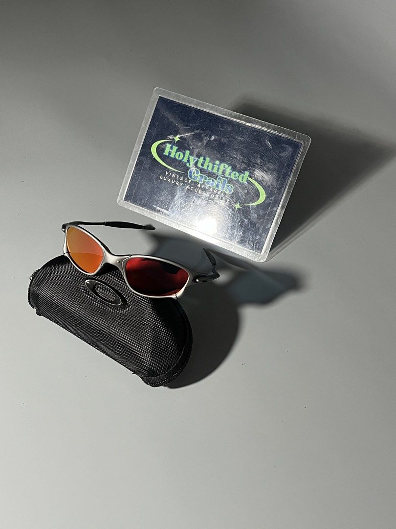 OAKLEY Juliet x METAL with Hard Case (Category: Sunglasses & Eyewear) located in Quezon City. Submitted by curatedandholygrails (Listing ID 1465550432, Image 2). Description: - Brand: Oakley - Model: Juliet X-Metal - Includes: Protective hard case - Frame: Durable X-Metal construction - Lenses: Stylish reflective tinted lenses - Condition: Well-maintained vintage grail - Brand New: Comes with hard case and glass wiper - Free Shipping: Around Metr