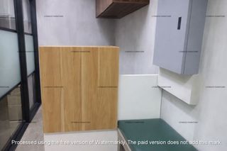 (Category: ) located in . Submitted by ltsdeco28officehomefurniture (Listing ID 1465424794, Image 1). Description: .