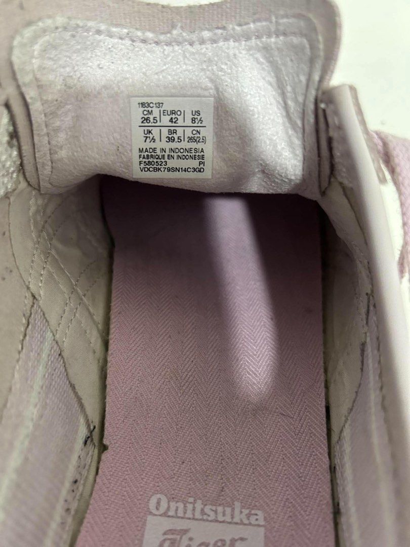 Onitsuka Tiger Mexico 66 Cactful Purple (Category: Casual Shoes) located in Imus. Submitted by justinelouis (Listing ID 1465484094, Image 3). Description: Location: Imus, Cavite.