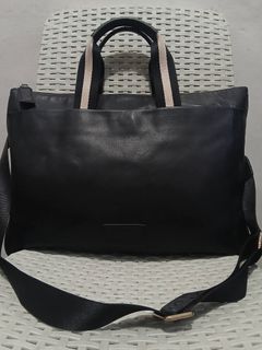 (Category: ) located in . Submitted by jecelstylebags (Listing ID 1465431655, Image 1). Description: .