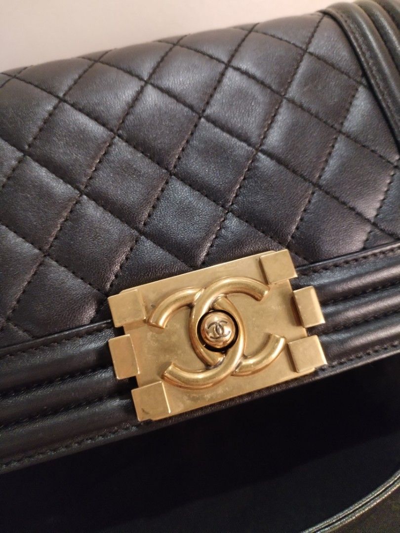Original Chanel Le Boy Flap bag - Small (Category: Luxury Bags & Wallets) located in San Juan City. Submitted by exclusivelyours (Listing ID 1465531674, Image 2). Description: ▪️ ​Measurements: Approx. 8" W × 4.7" H × 3.3" D (20.5 cm × 12 cm × 8.5 cm) ​▪️ ​Single Strap (Crossbody): Approx. 20–22 inches drop ▪️ ​Double Strap (Shoulder): Approx. 11–12 inches drop Inclusions: Chanel box, card, and dustbag.