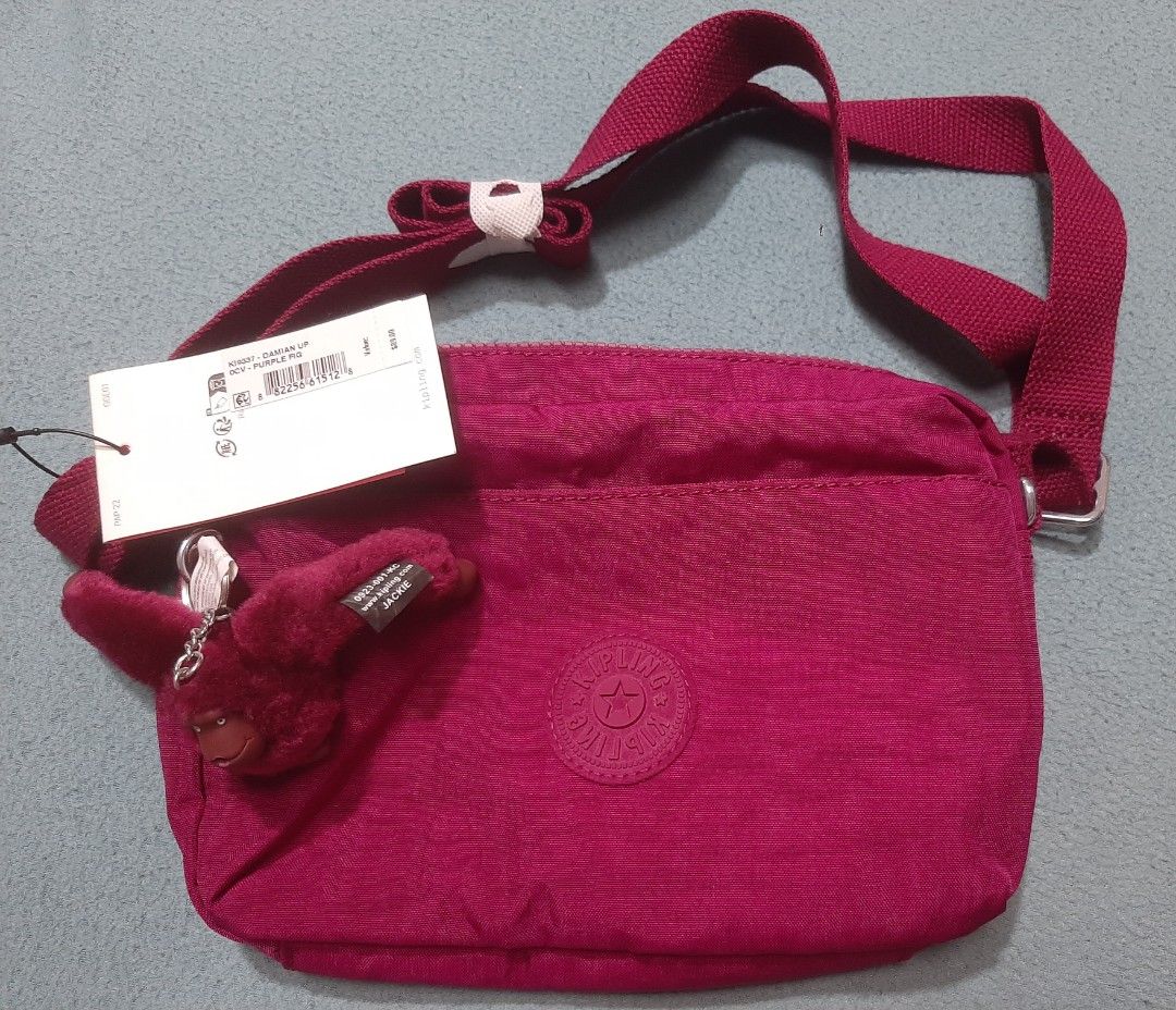 Original impores sling bag (Category: Cross-body Bags) located in Baras. Submitted by iambriane07 (Listing ID 1465566976, Image 2). Description: .