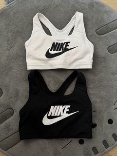 (Category: ) located in . Submitted by purrrcloset (Listing ID 1465428381, Image 1). Description: .