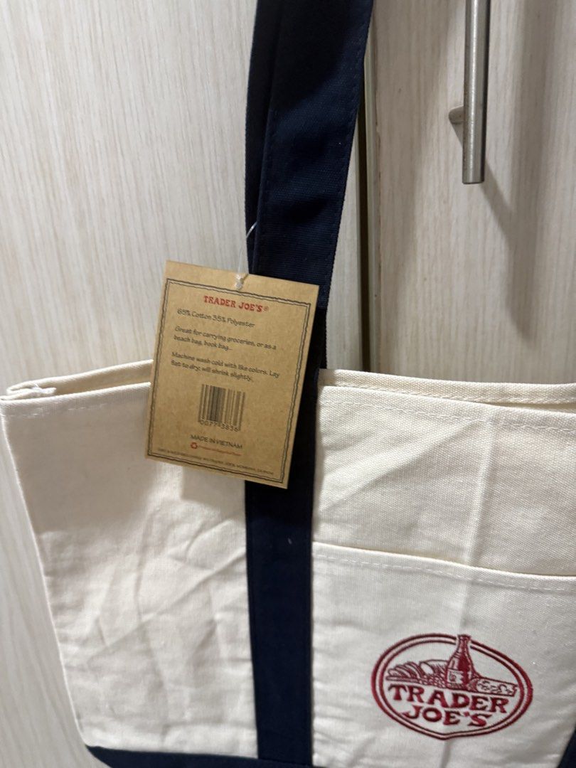 Original Trader Joes Tote Bag Big (Category: Tote Bags) located in Pasig City. Submitted by roadtominimalism09 (Listing ID 1465532693, Image 2). Description: With tag. Receipt NOT included. Brand new from US .