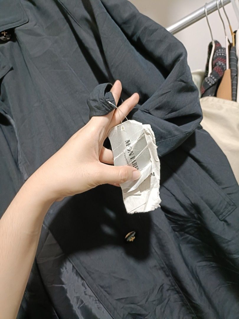Oversized Mon Parfum Bnew Polyester Coat (Category: Coats, Jackets and Outerwear) located in Taguig. Submitted by vm.co (Listing ID 1465494749, Image 3). Description: .