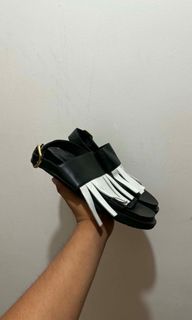 (Category: ) located in . Submitted by mannylagada880 (Listing ID 1465395759, Image 1). Description: .