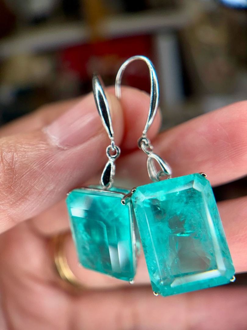 Paraiba Doublet Quartz Earrings (Category: Earrings) located in Baguio. Submitted by asna_taku (Listing ID 1465480712, Image 3). Description: 💎 Paraiba Doublet Quartz Earrings ✨ Paraiba Doublet Quartz in Bnew Silver Setting ✨ That stunning electric blue-green Paraiba look without the Paraiba price tag! 💚💙 A budget-friendly alternative for those who love the vibrant neon Paraiba color. Beautifully faceted, eye-catching, and perfect for adding a