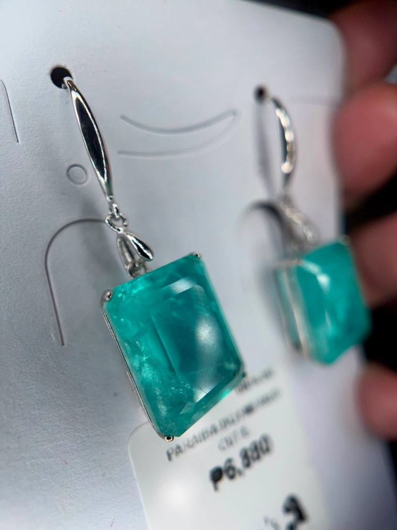 Paraiba Doublet Quartz Earrings (Category: Earrings) located in Baguio. Submitted by asna_taku (Listing ID 1465480712, Image 2). Description: 💎 Paraiba Doublet Quartz Earrings ✨ Paraiba Doublet Quartz in Bnew Silver Setting ✨ That stunning electric blue-green Paraiba look without the Paraiba price tag! 💚💙 A budget-friendly alternative for those who love the vibrant neon Paraiba color. Beautifully faceted, eye-catching, and perfect for adding a