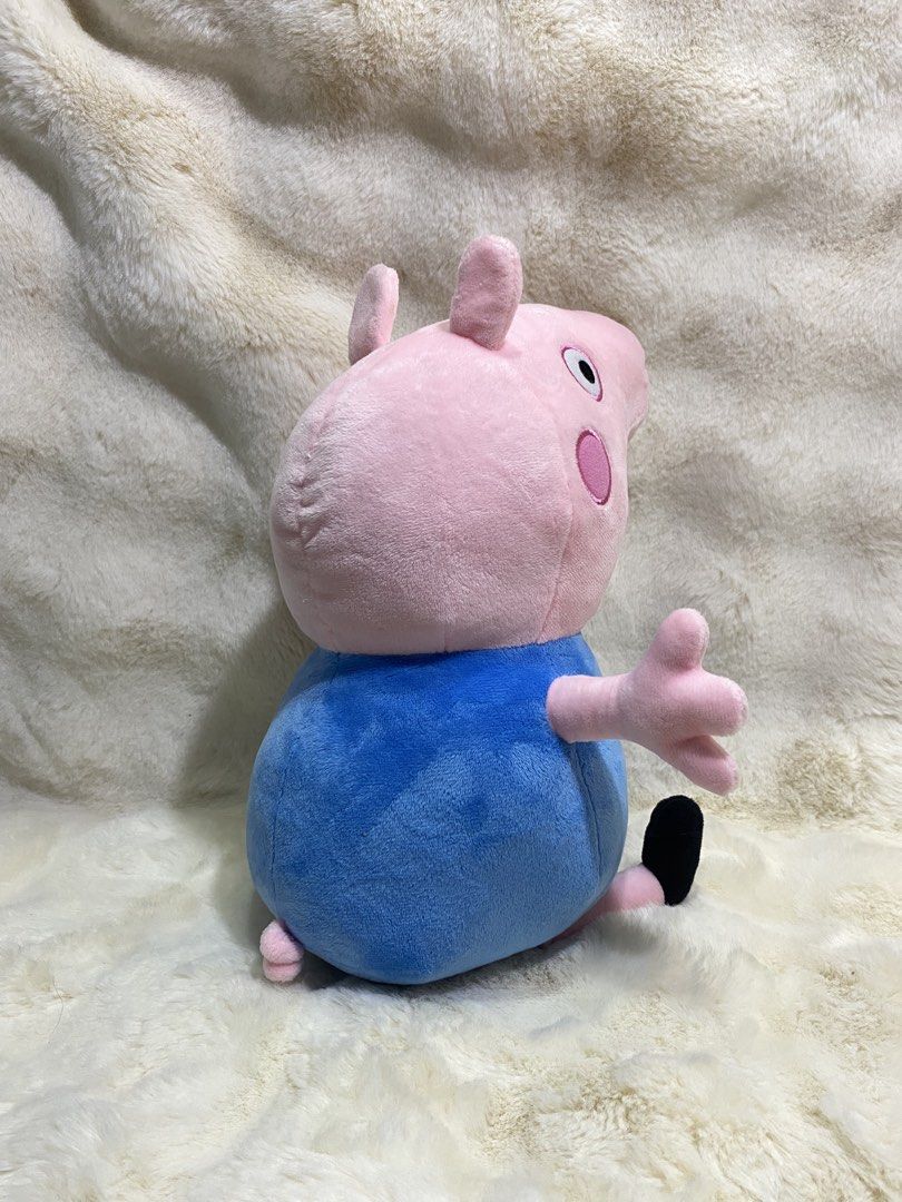 Peppa Pig “George Pig with Mr. Dinosaur” plush (Category: Plushies & Soft Toys) located in Kalibo. Submitted by ollie_stuffshop (Listing ID 1465393725, Image 2). Description: 38cm x 23.5cm Before you send your inquiries: ❗️Last Price is already posted ❗️Manage your expectations, WYSIWYG ❗️May need washing ❗️Dropoff is every Wednesday & Sunday.