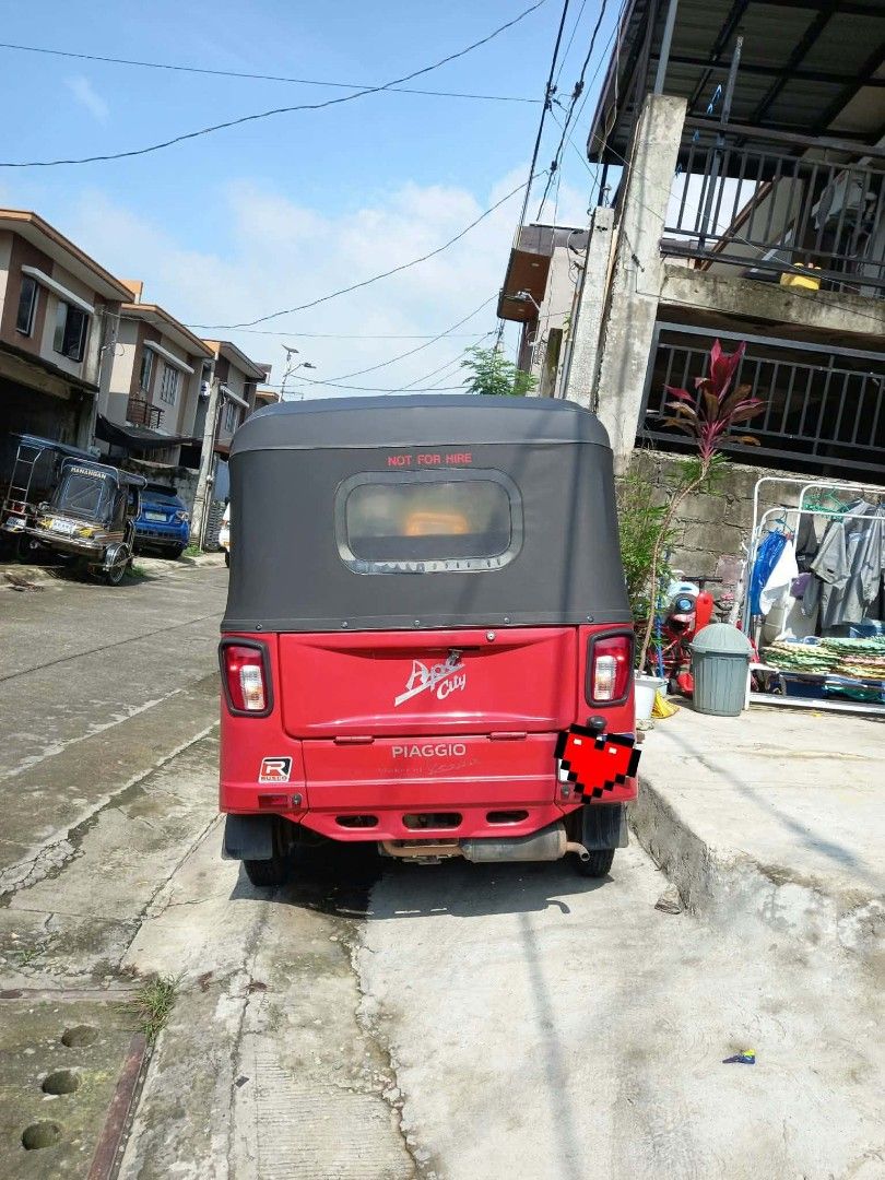 Piaggio 2025 Tri wheel Ebike (Category: Everything Else Others) located in Taguig. Submitted by chalaudrey14 (Listing ID 1465429890, Image 2). Description: 2025 Piaggio ape 230cc triwheel Location: Angono, Rizal.