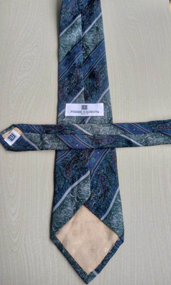 Pierre Balmain paris (Category: Ties) located in Argao. Submitted by royalowl-888 (Listing ID 1465431759, Image 1). Description: Pierre Balmain paris excellent condition may kaunting issue last pic location visayas.