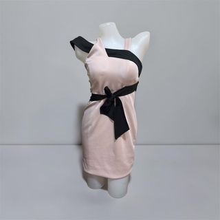 (Category: ) located in . Submitted by zellethrifts (Listing ID 1465533005, Image 1). Description: .