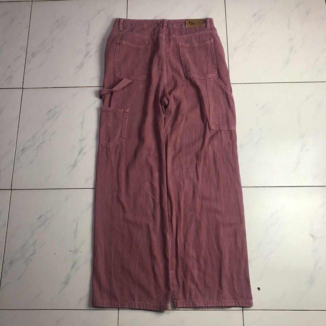 Pink carpenter pants (Category: Jeans) located in Davao. Submitted by frnzy05 (Listing ID 1465530332, Image 2). Description: Pink carpenter pants Size - Medium Waist - 32 Thigh - 13 Length - 42 Leg Opening - 11 Issues - need wash Condition - Very good 449 + sf.