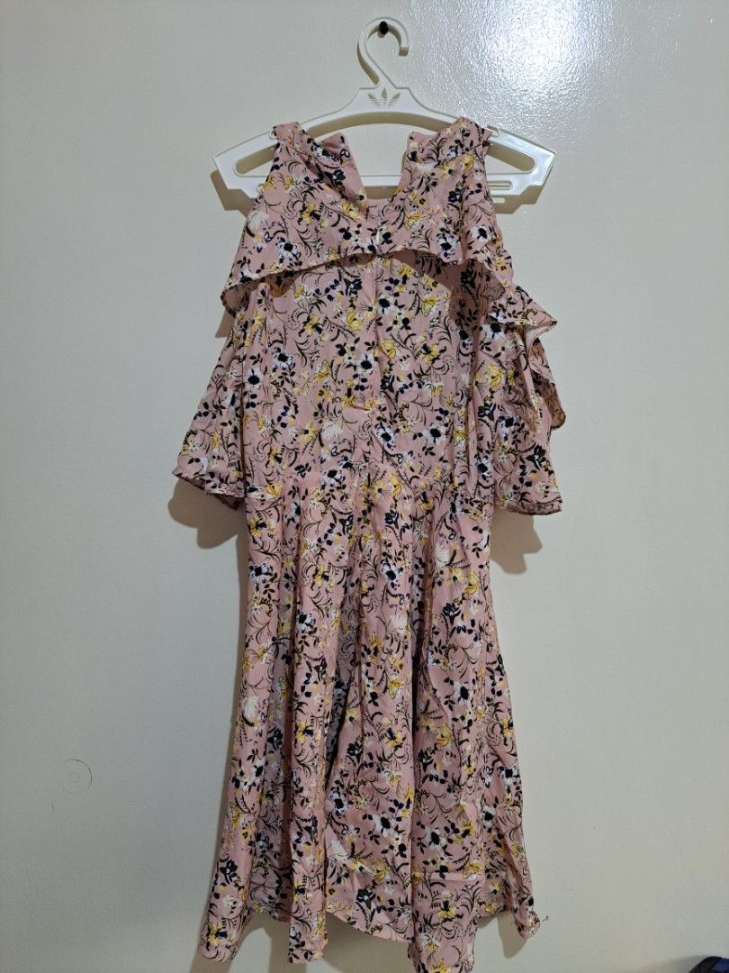 Pink Floral Ruffle Dress (Category: Dresses) located in Manila. Submitted by yselles__ (Listing ID 1465389462, Image 3). Description: - Color/Pattern: Pink with white and yellow floral print - Design: Ruffle sleeves and layered skirt - Comfort: Fully lined with soft, lightweight fabric.