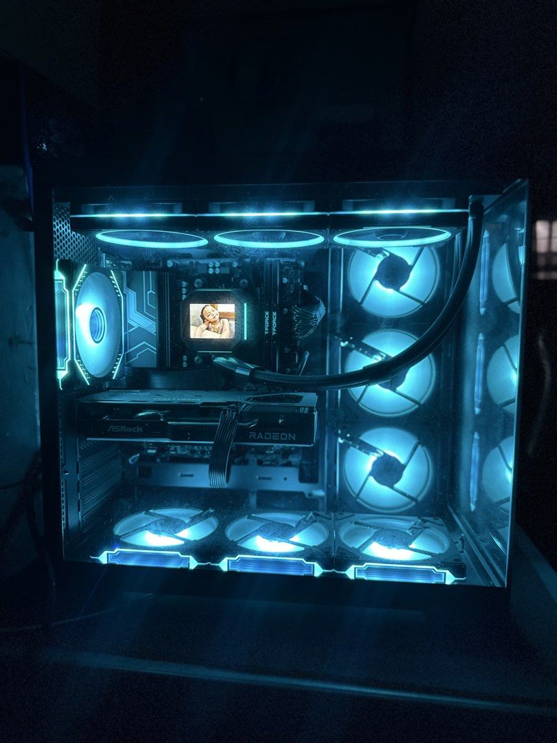 Plug n Play AM5 Platform Gaming PC (Category: Desktops) located in Taguig. Submitted by vinoyye (Listing ID 1465476629, Image 2). Description: Beware of scammers! I am the only one selling this unit! 💻 SPECS: • AMD **Ryzen 7 7700** — 8C/16T • B850M X WiFi R2 • RX 9060 XT 16GB • 16GB (2×8GB) TeamForce DDR5-6000 • MSI 1TB SSD • MSI A750BN 750W PSU • AIO: Deepcool Mystique 360mm 🚀 Great for 1080p / 1440p gaming, CS2, Valorant, Dota 2, Warzone, AAA