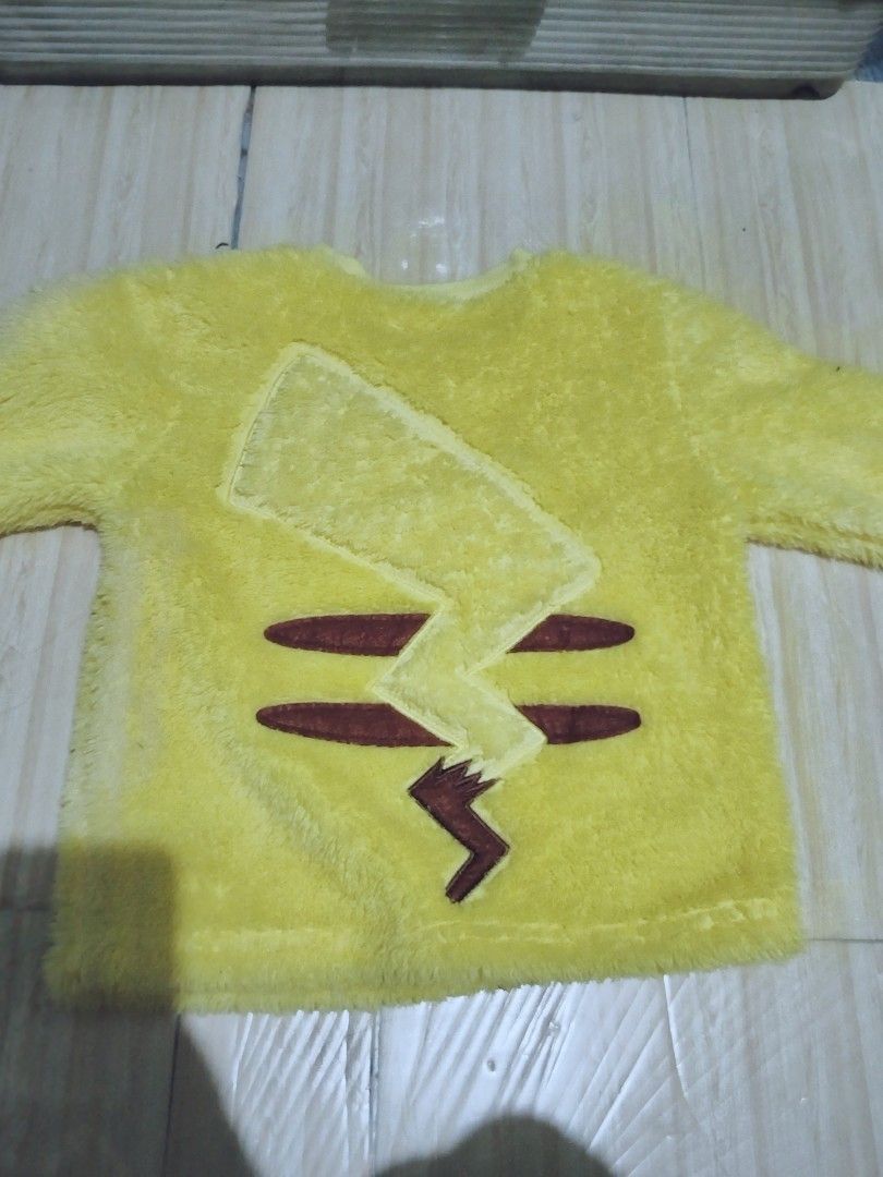 Pokémon Pikachu Sweater Age 4-5 (Category: Babies & Kids Fashion) located in Manila. Submitted by trixie1996 (Listing ID 1465492912, Image 3). Description: For sale Pokemon Pikachu Sweater Age 5-6 Delivery via Jnt Lalamove Gogoexpress Pickup are available Location San Juan Manila Pm me if you're interested thankyou.