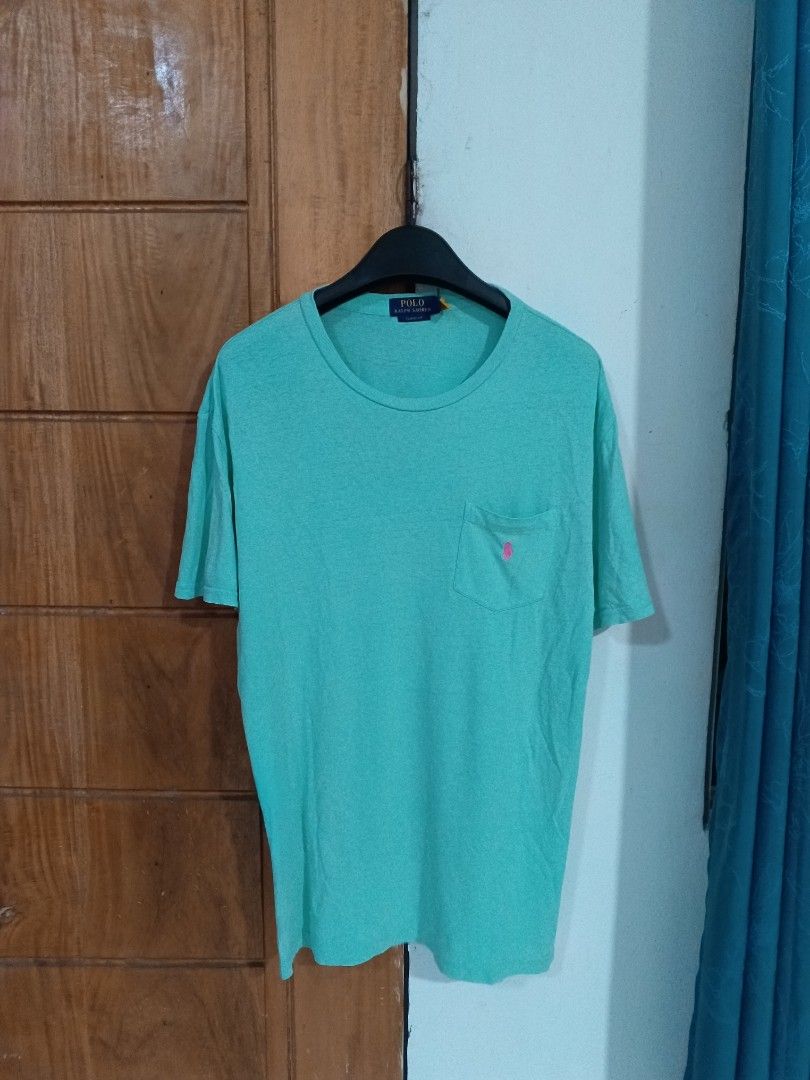 Polo RL T-shirt (Category: Tshirts & Polo Shirts ) located in Cebu City. Submitted by authenticgrids (Listing ID 1465504192, Image 1). Description: Polo RL Minimalist embroided pony 🐎 Pocket Tee Excellent Condition 💯 Issue/s : None Size Medium on Tag 🏷️ Best Fit:M- Large Dimensions Width 22 inches Length 31 inches 📥📥📥📥📥📥📥 DM us for more details.